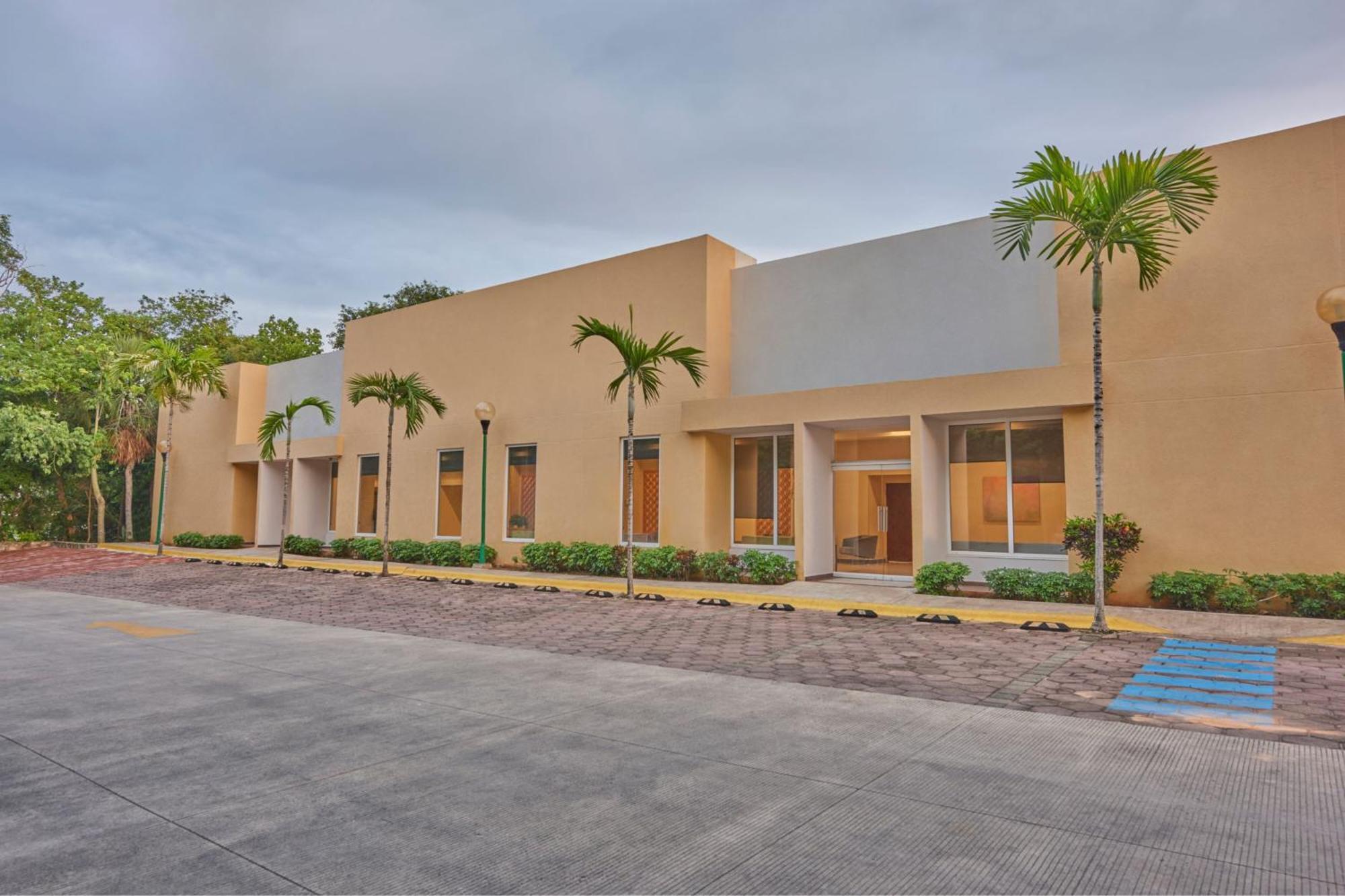 City Express By Marriott Playa Del Carmen Bagian luar foto