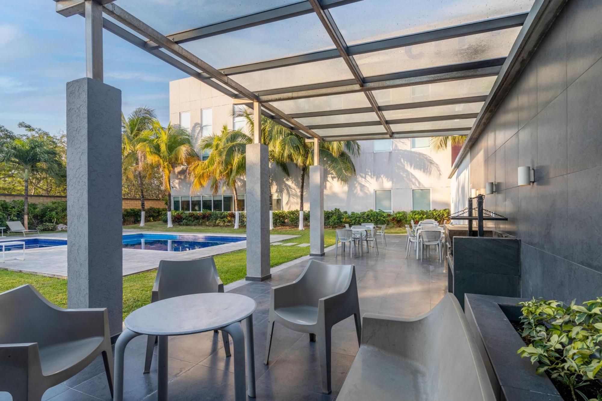 City Express By Marriott Playa Del Carmen Bagian luar foto