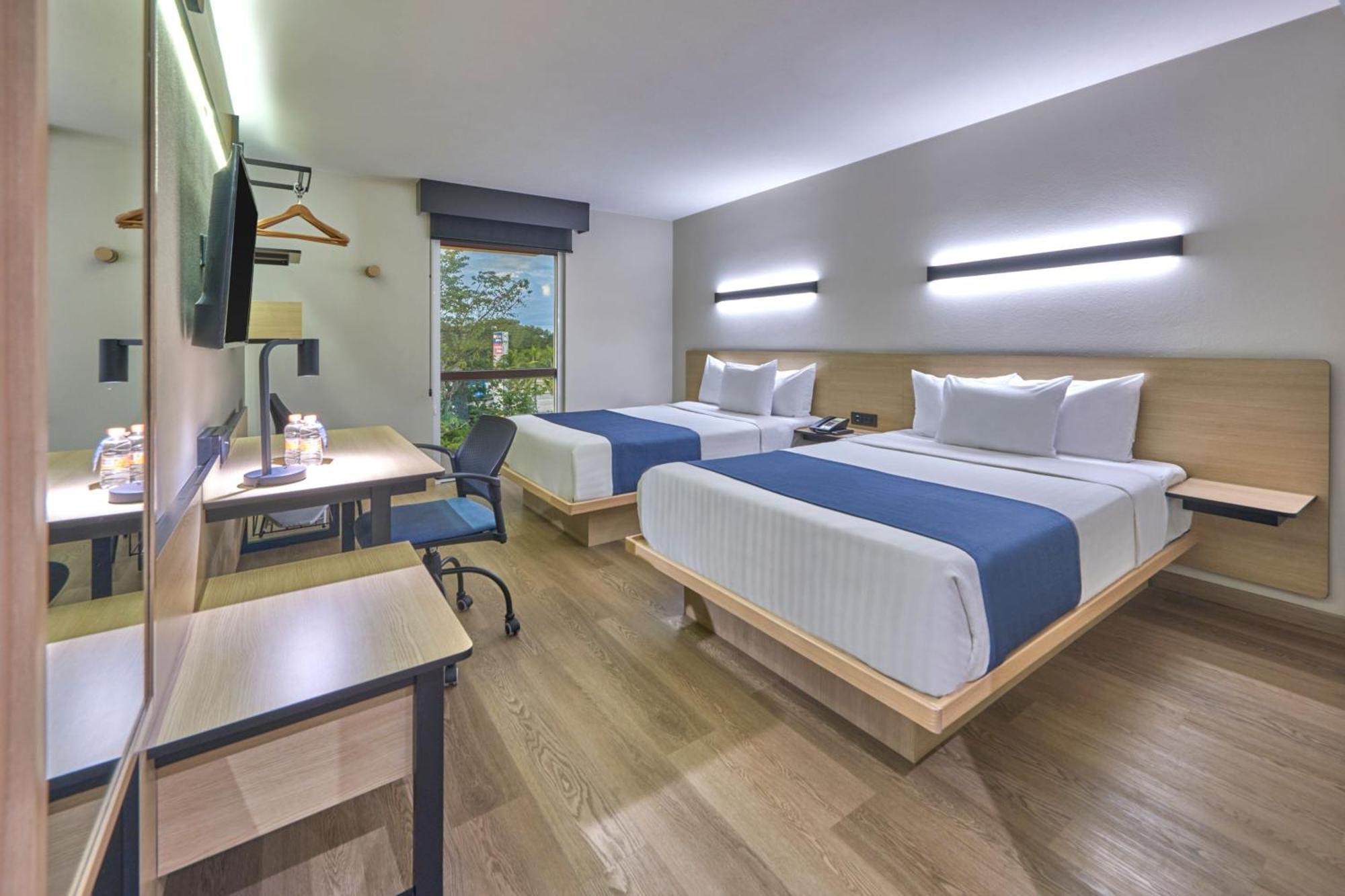 City Express By Marriott Playa Del Carmen Bagian luar foto